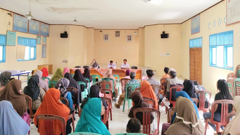 BAGIKAN BANTUAN BERAS CPP DARI KEMENKO PMK, PERATIN PADANG DALOM TEKANKAN TETAP TERAPKAN&nbsp;PHBS