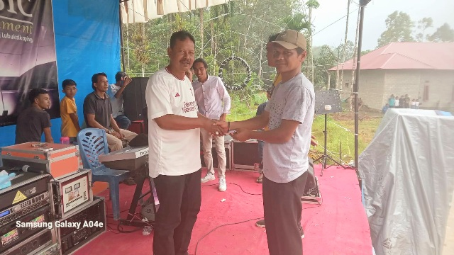 Desrizal Bakal Calon Bupati Pasaman Hadiri Acara Halal Bihalal Masyarakat Batung&nbsp;Baririk