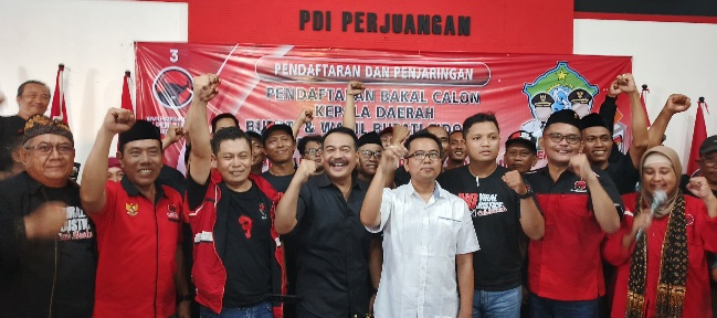 “Jangan Sampai Bumbung Kosong”, Cak Soleh Daftarkan Diri Bacabup Sidoarjo Lewat&nbsp;PDIP