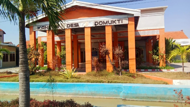 Dugaan Pungli Ratusan Juta, Oknum Kades di Lamongan dan Anaknya Bakal&nbsp;Terseret?