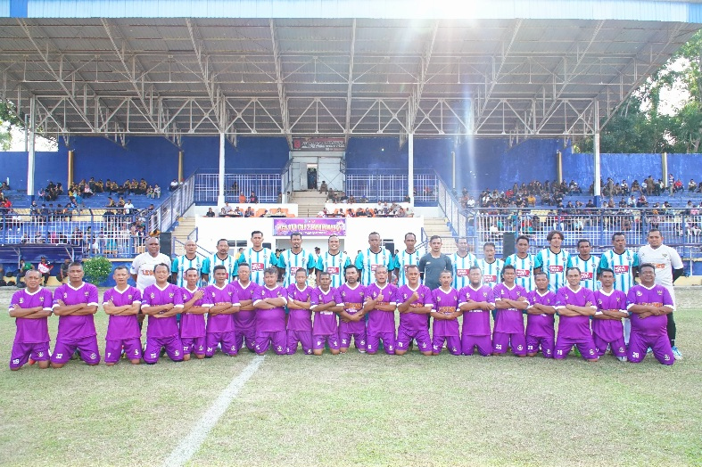 Sekda Buka Turnamen Sepak Bola Liga OPD Cup II Dan Partai Eksebisi Medan Selection Vs Legend Rantau&nbsp;Prapat