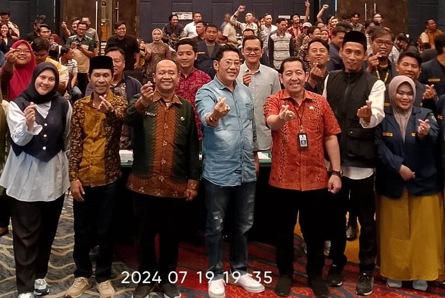 Bersama Perwakilan ASN Bakesbangpol Jatim, H. Khulaim Junaidi Gelar Acara Bernuansa Politik di Hotel Luminor&nbsp;Sidoarjo