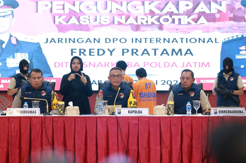 Ditreskoba Polda Jatim Ringkus 2 Bandar Besar Jaringan Internasional Beserta BB 84 Kg dan Ribuan&nbsp;Ecstasy