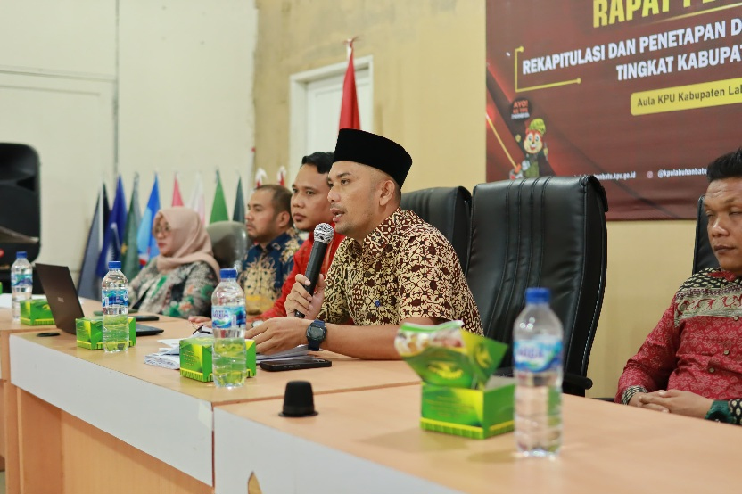 Plt Bupati Labuhanbatu Hadiri Rapat Pleno Terbuka Penetapan DPS Pilkada Serentak Tahun&nbsp;2024