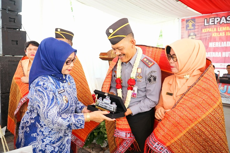 Plt. Bupati Labuhanbatu Hadiri Pisah Sambut Kalapas Klas IIA&nbsp;Rantauprapat